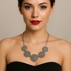 Vintage‎ Liz Claiborne Black Medallion Necklace